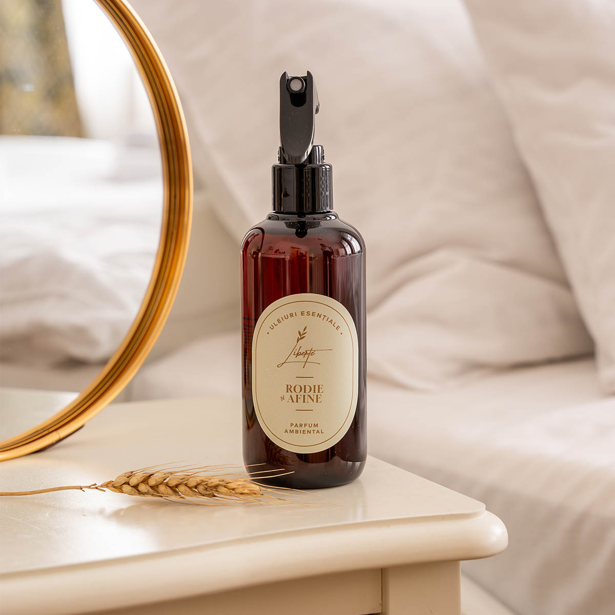 Parfum ambiental cu aroma de rodie si afine